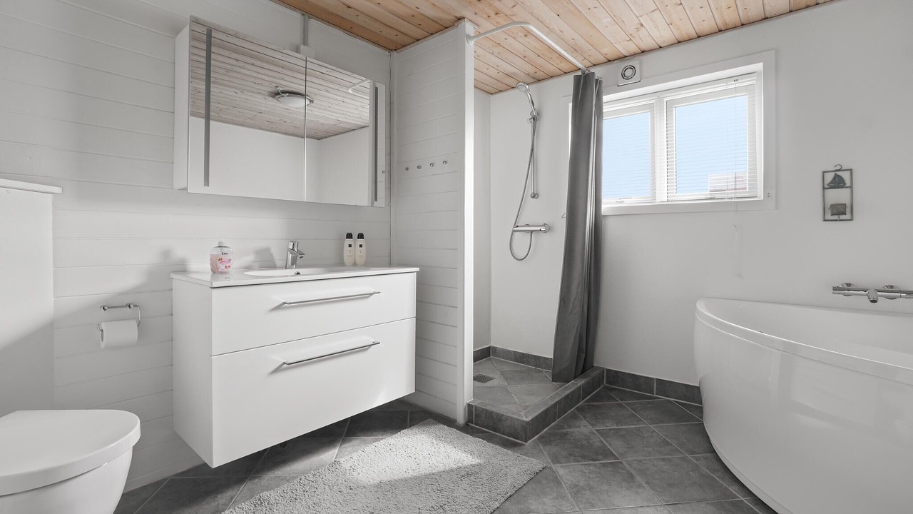 Photo of Bathroom in Vestervig