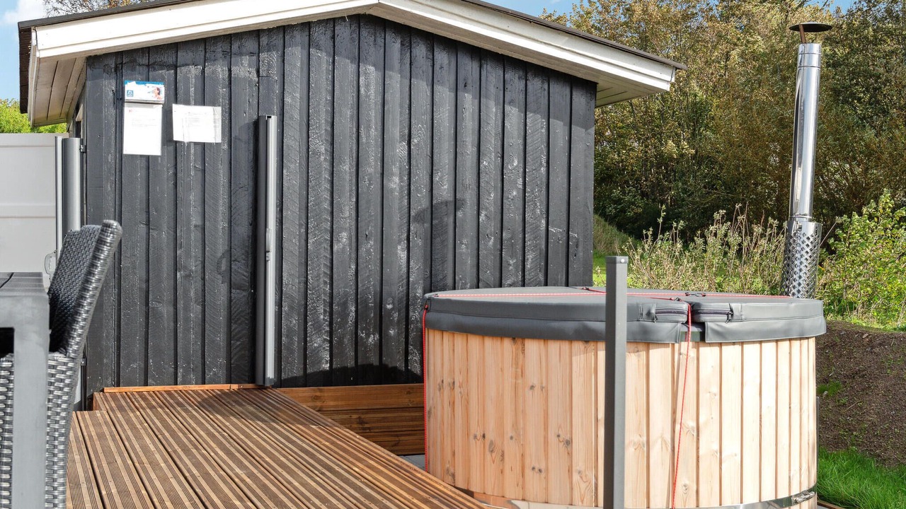 Photo of Others in Bronde