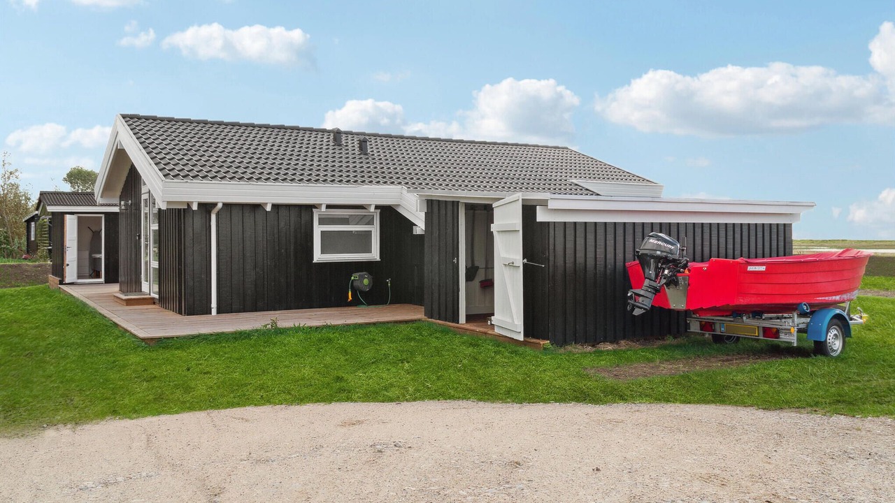 Photo of Others in Bronde