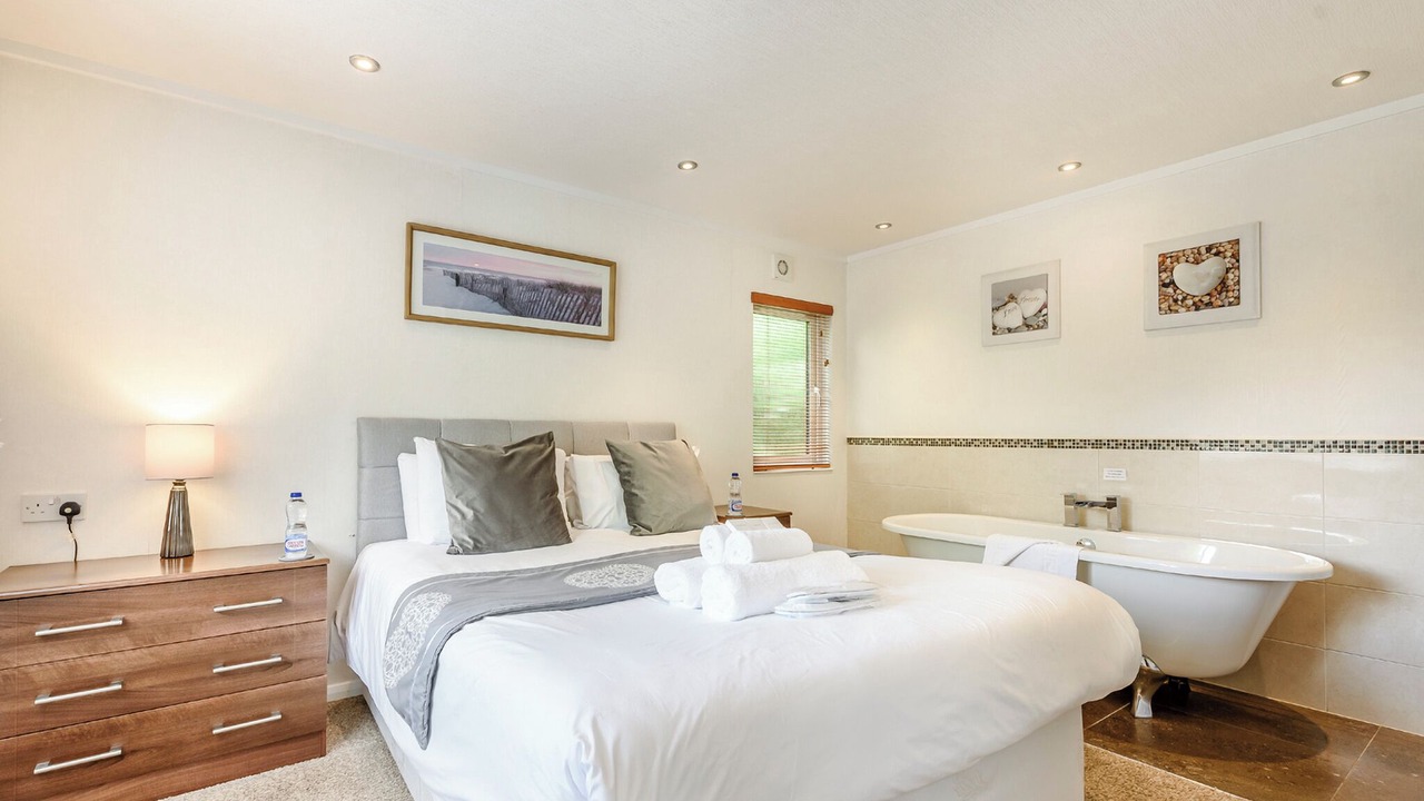 Photo of Others in Molleston