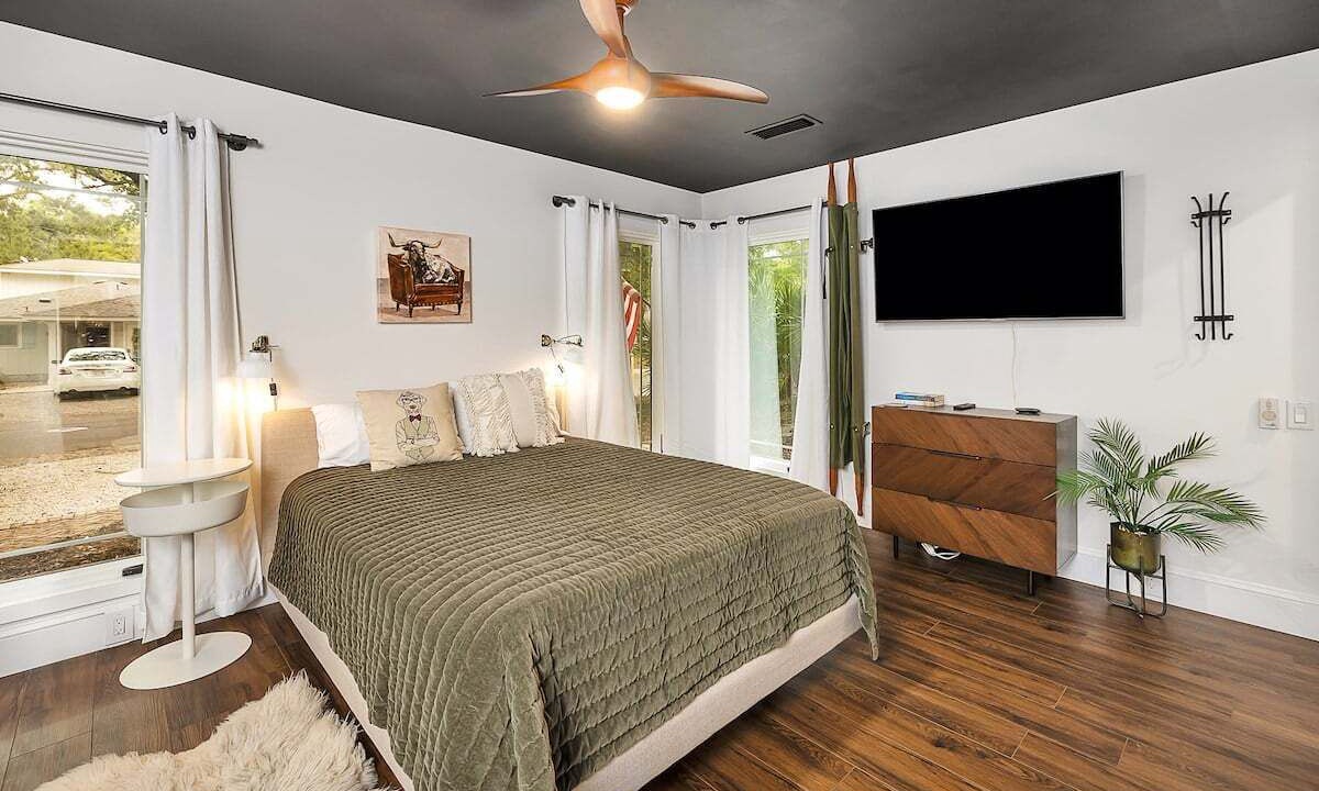 Photo of Bedroom in Saint Simons Heights