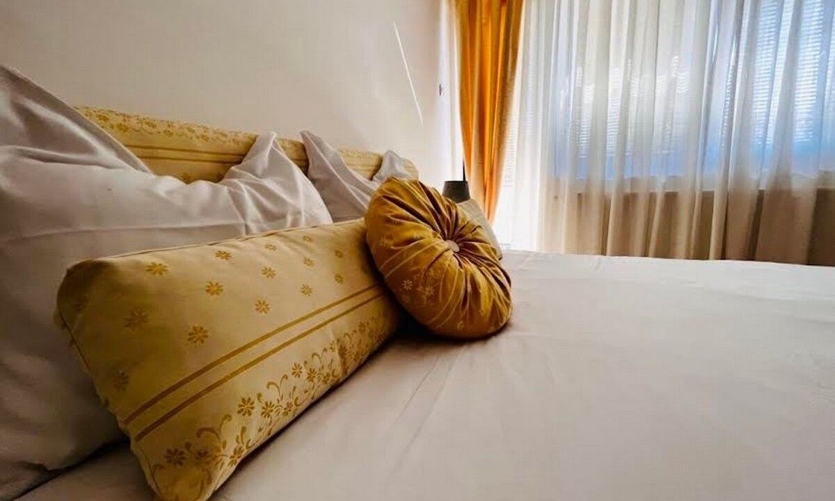 Photo of Bedroom in Lic