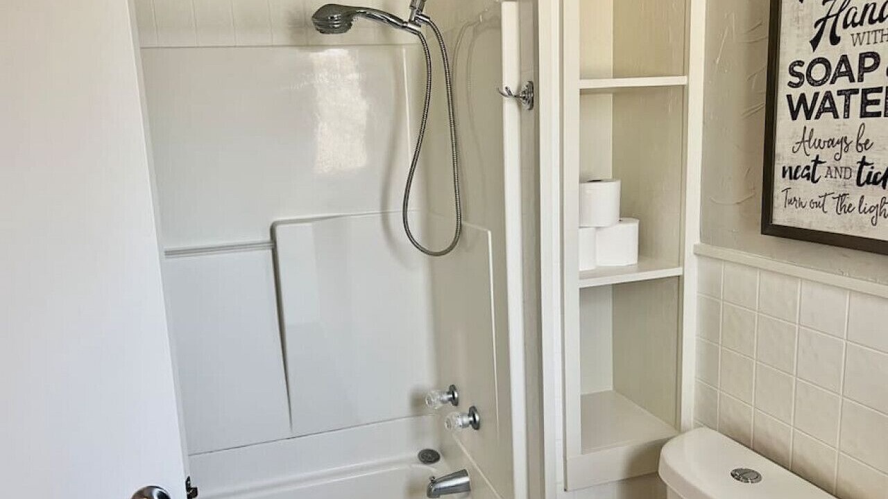 Photo of Bathroom in Canyon Creek