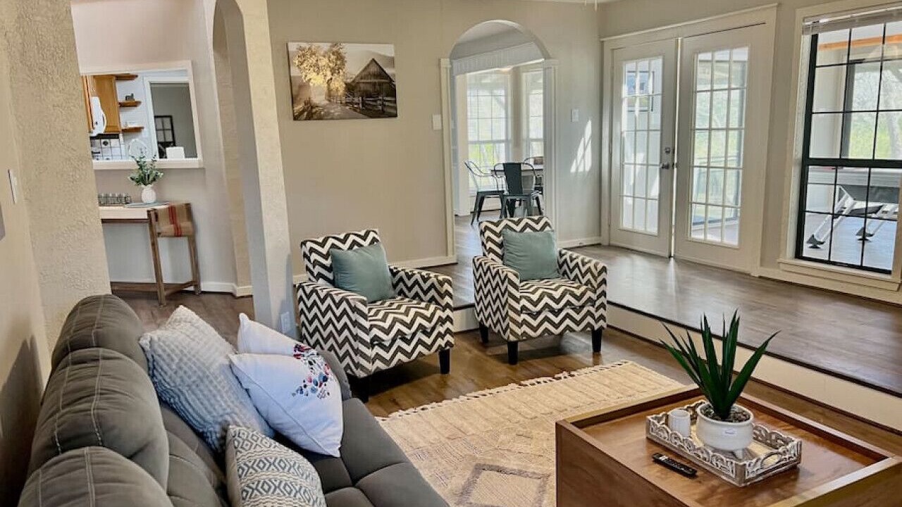 Photo of Livingroom in Canyon Creek
