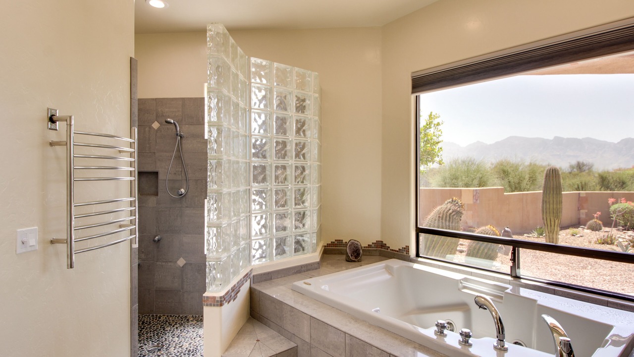 Photo of Bathroom in Oro Valley