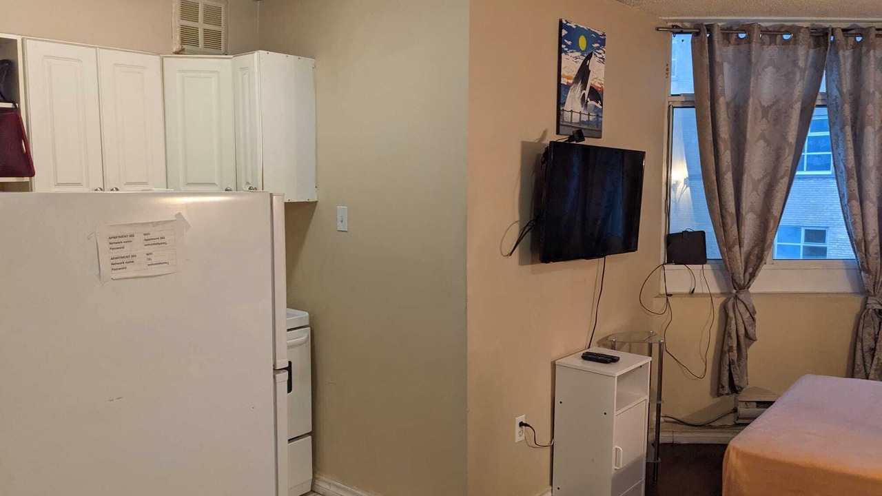 Photo of Bedroom in Church and Wellesley
