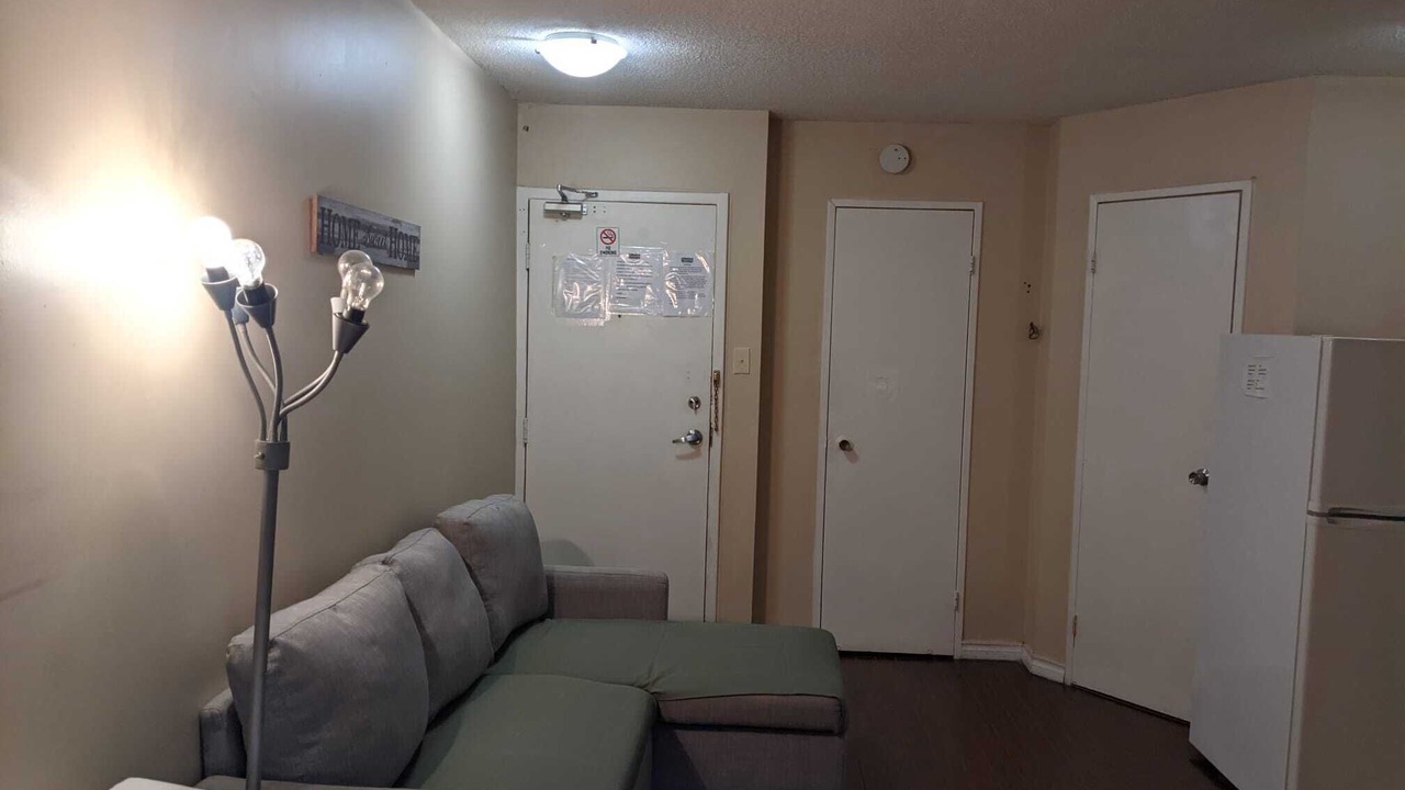 Photo of Livingroom in Church and Wellesley