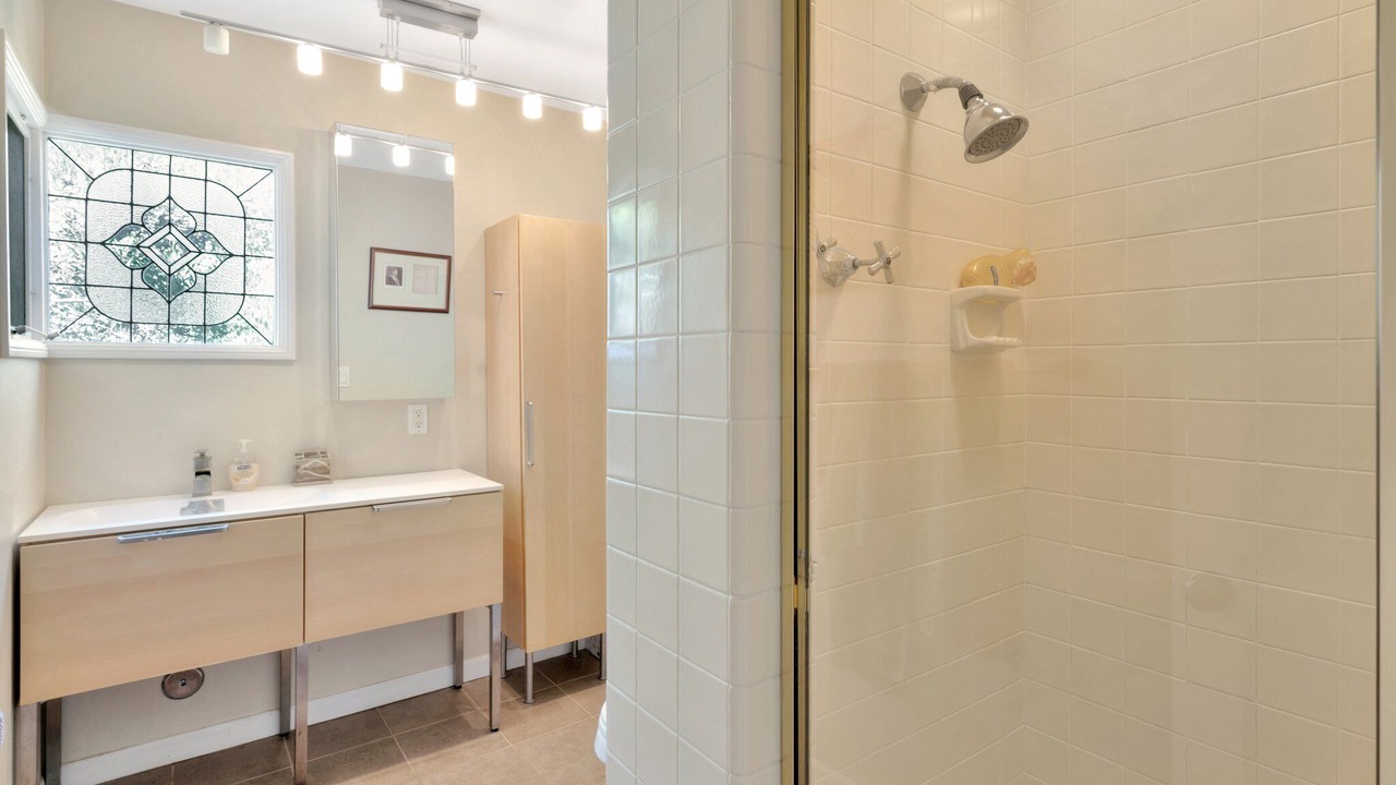 Photo of Bathroom in La Playa