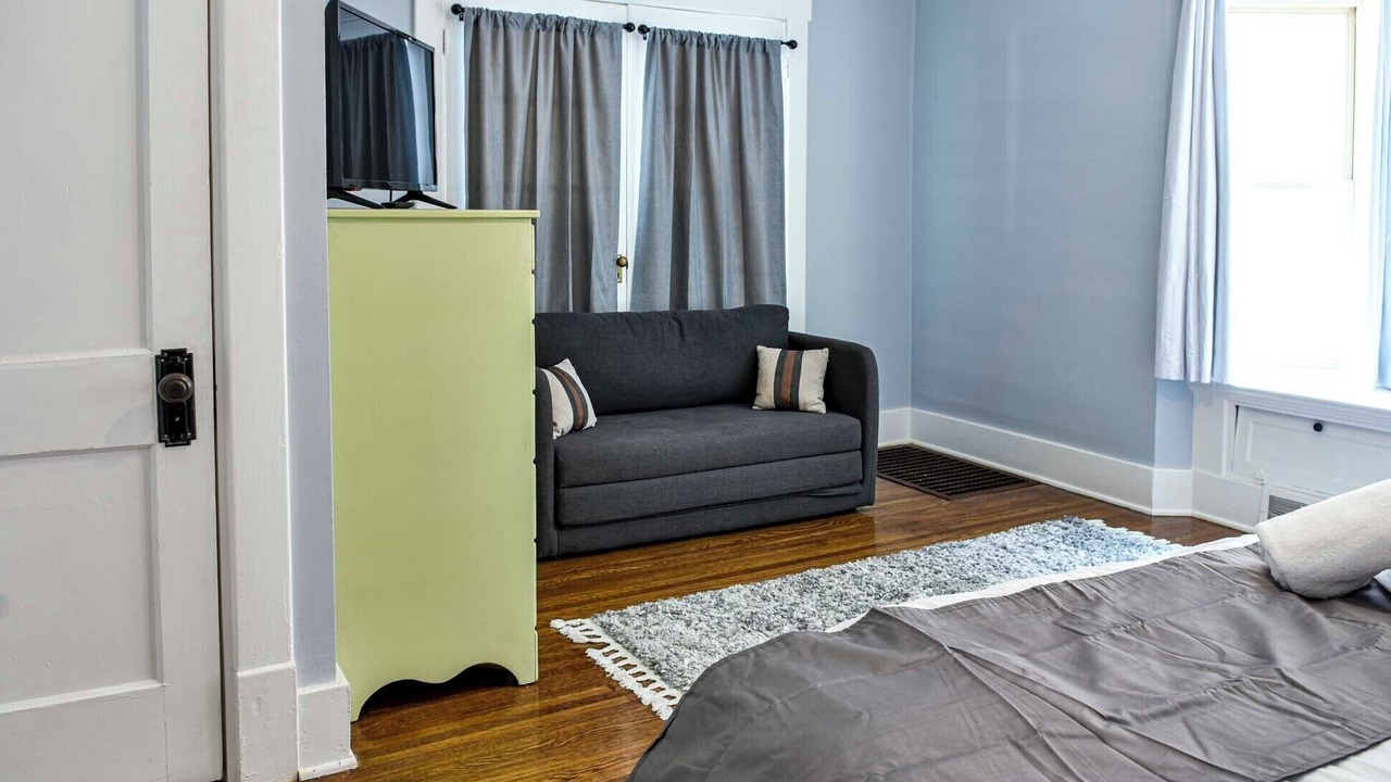 Photo of Bedroom in Rockcreek Lexington Road