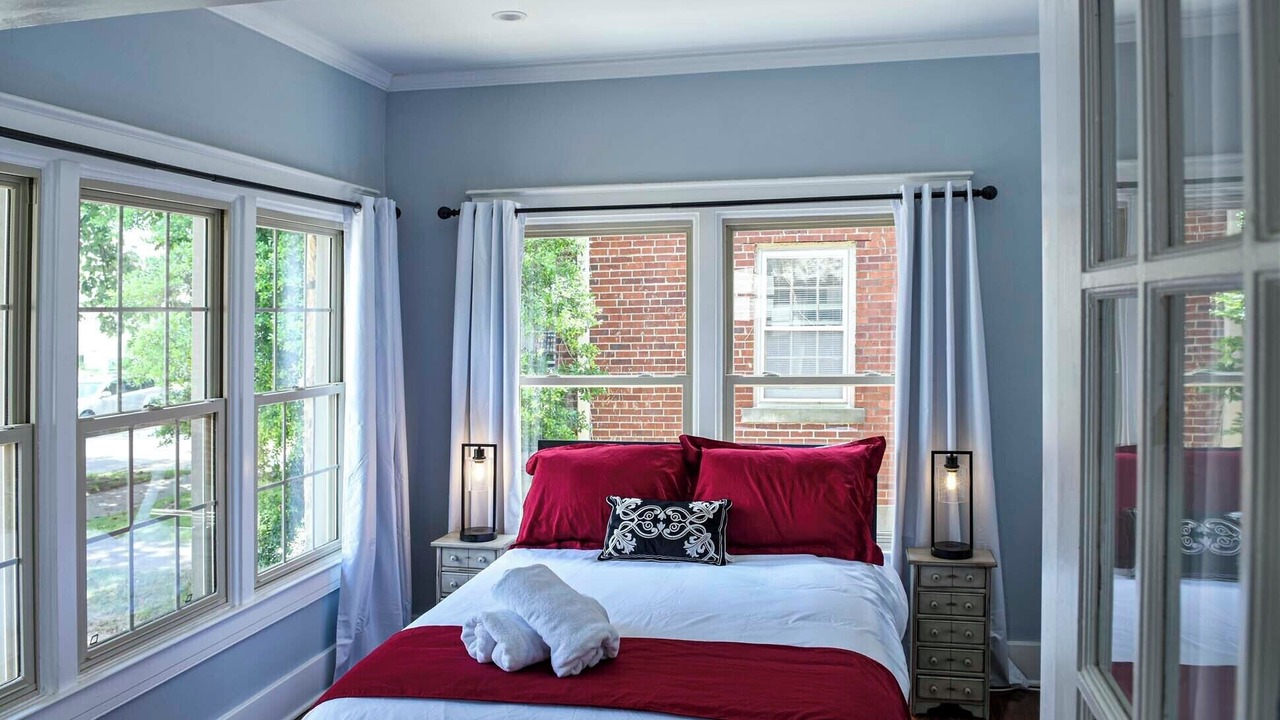 Photo of Bedroom in Rockcreek Lexington Road