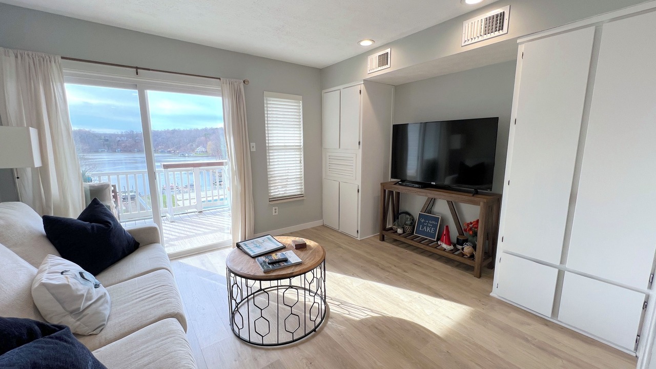 Photo of Livingroom in North Shore
