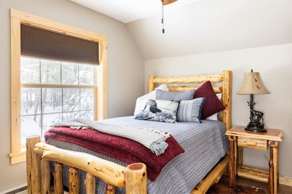 Photo of Bedroom in Town of Webb