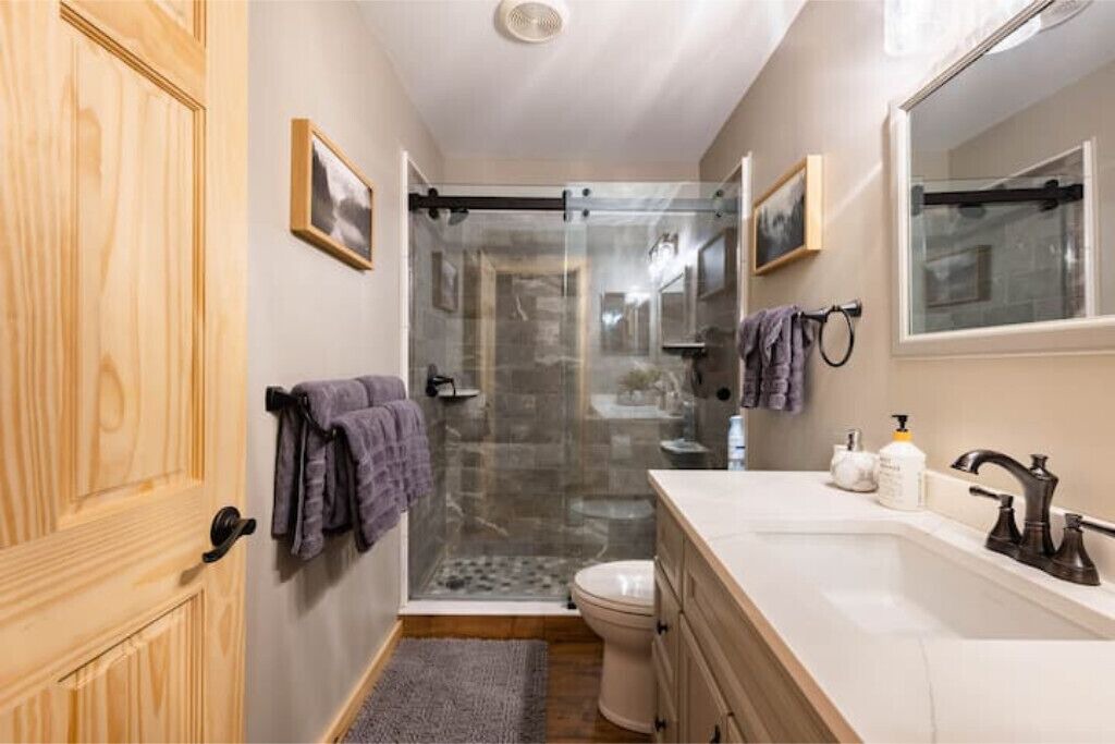 Photo of Bathroom in Town of Webb