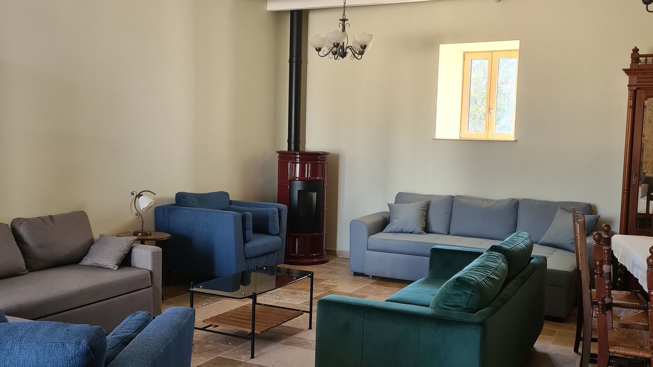 Photo of Livingroom in Saint-Pierre-de-l'Isle