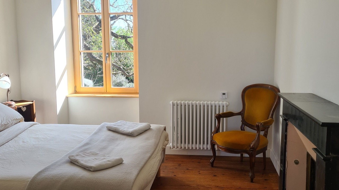 Photo of Bedroom in Saint-Pierre-de-l'Isle