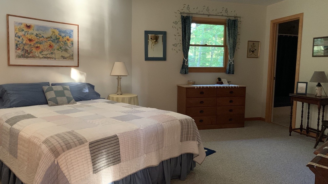 Photo of Bedroom in Putnam Station