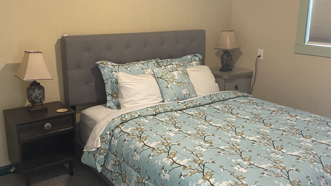 Photo of Bedroom in Mid America