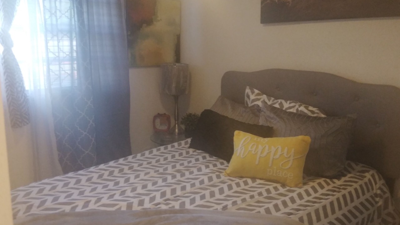 Photo of Bedroom in Bearss Plaza