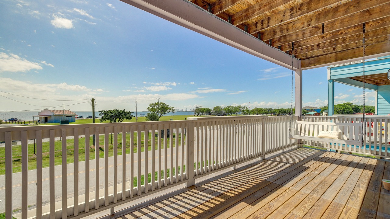 Photo of Patio Balcony in La Porte