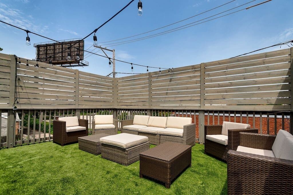 Photo of Patio Balcony in Pulaski Park