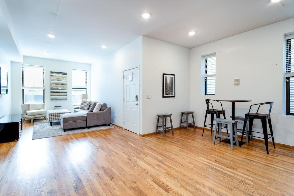 Photo of Livingroom in Pulaski Park
