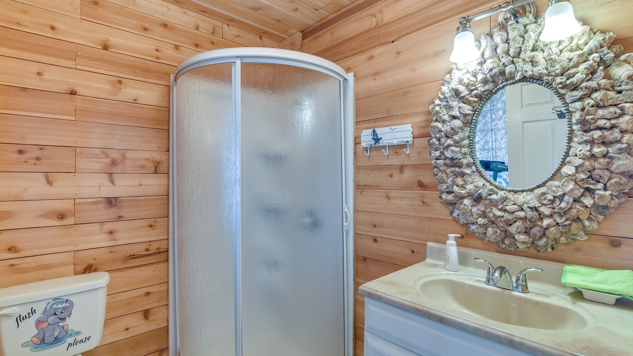 Photo of Bathroom in Surfside Beach