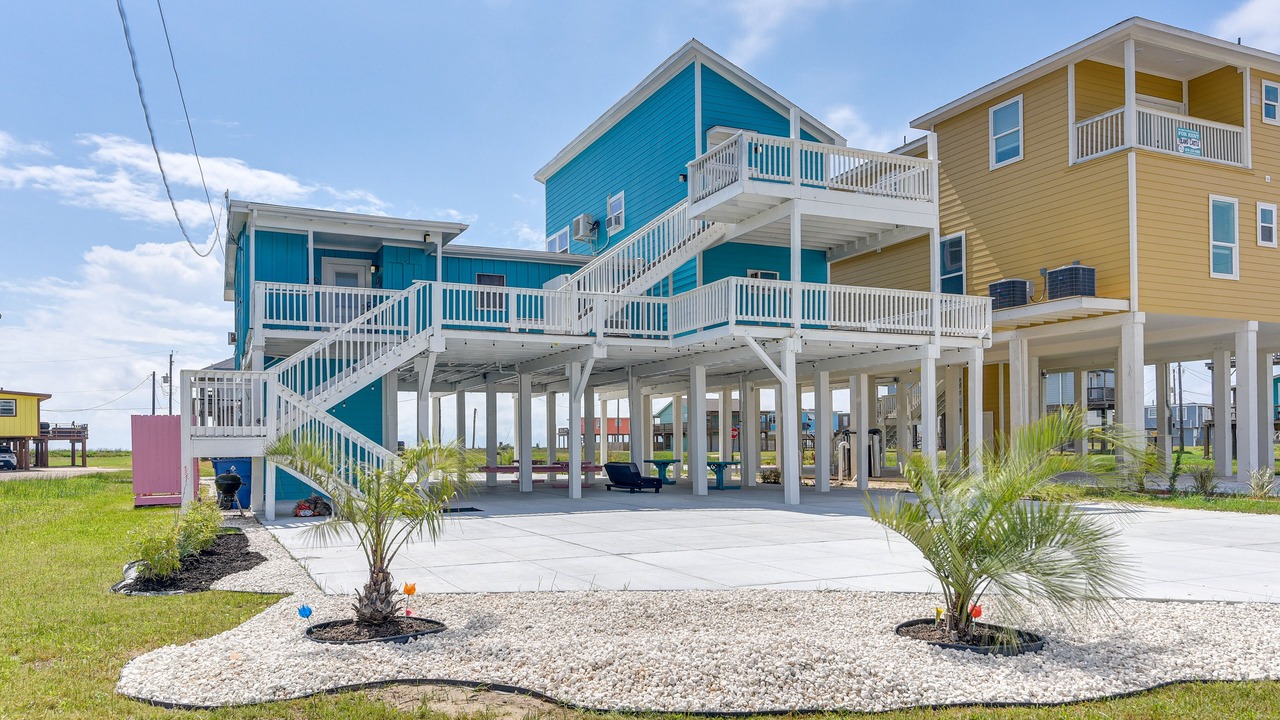 Photo of Others in Surfside Beach