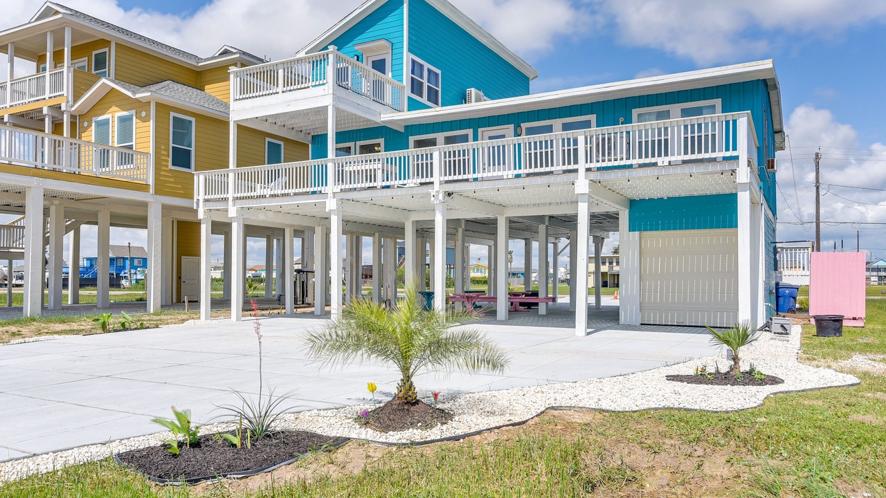 Photo of Others in Surfside Beach