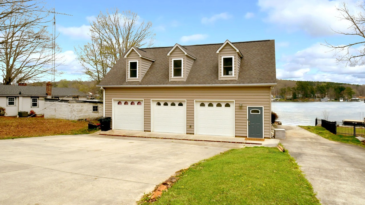 Photo of Outdoor in New London