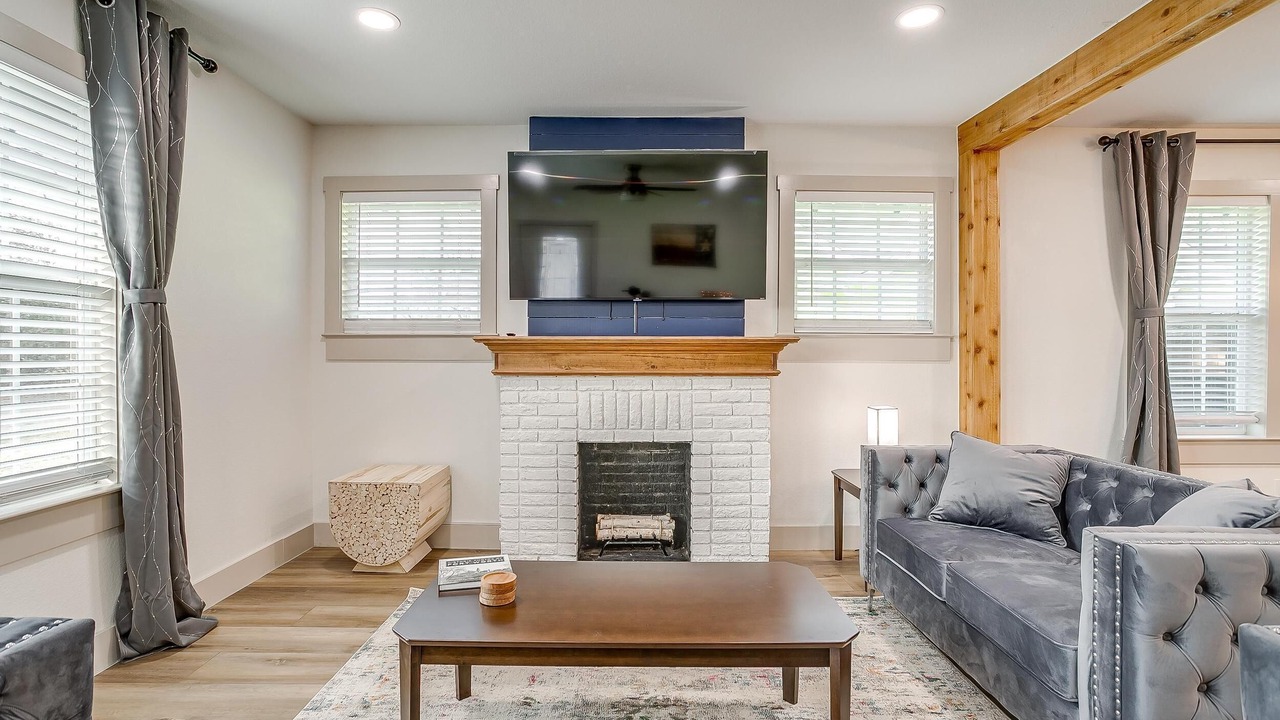 Photo of Livingroom in Arlington Heights
