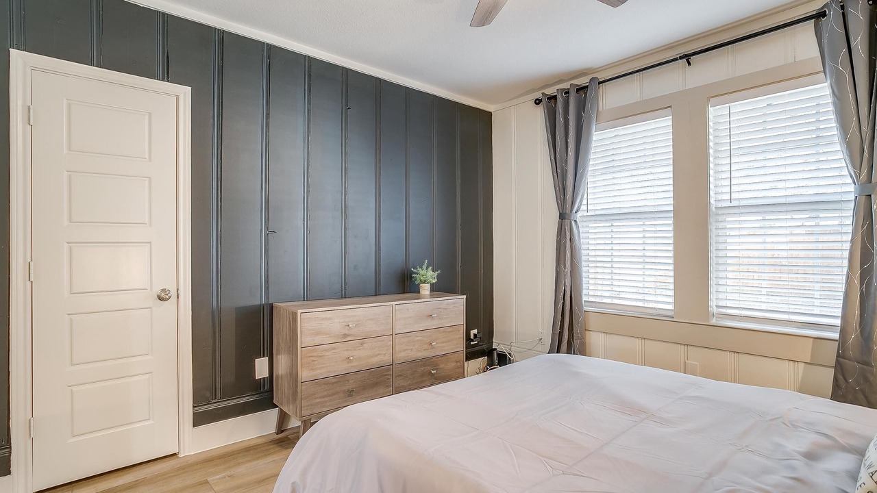 Photo of Bedroom in Arlington Heights
