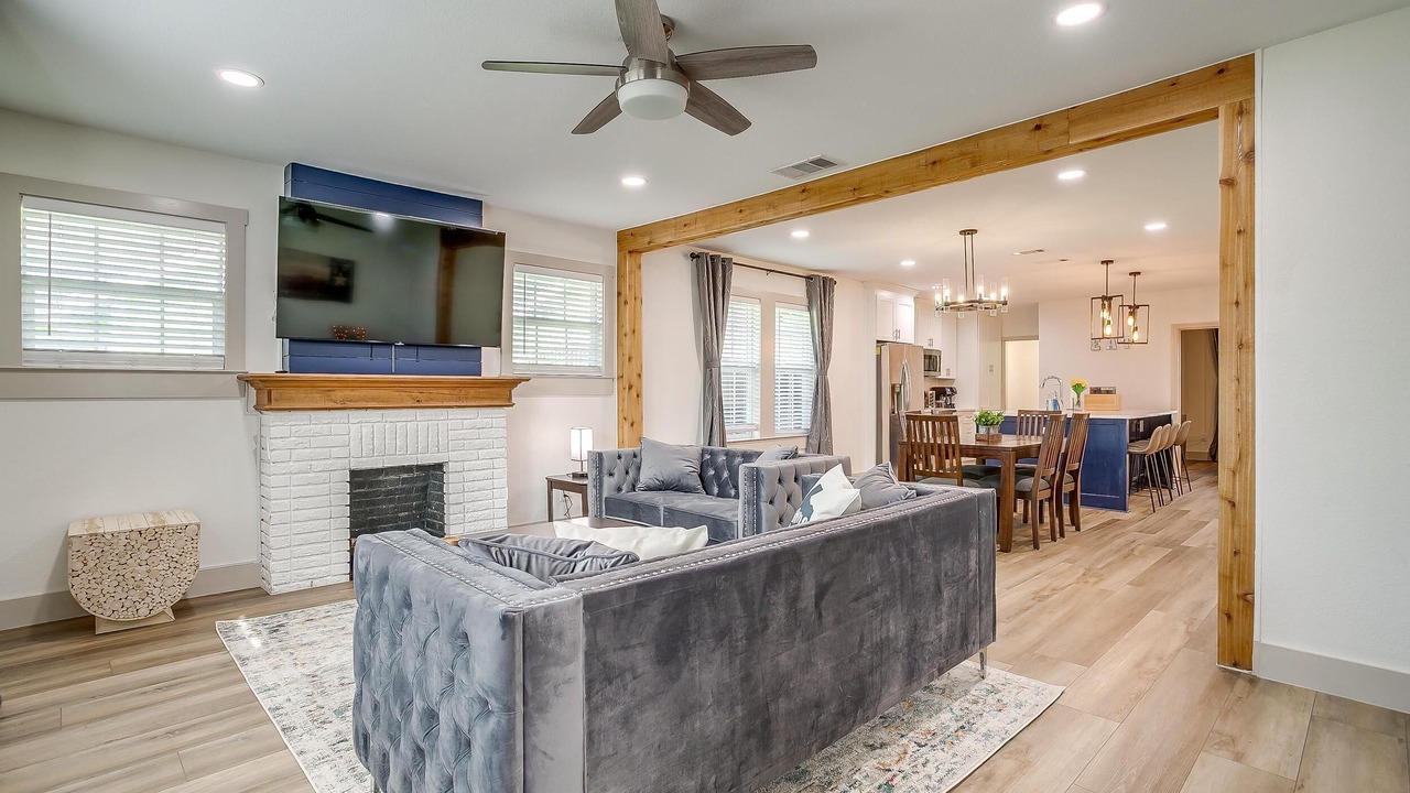 Photo of Livingroom in Arlington Heights