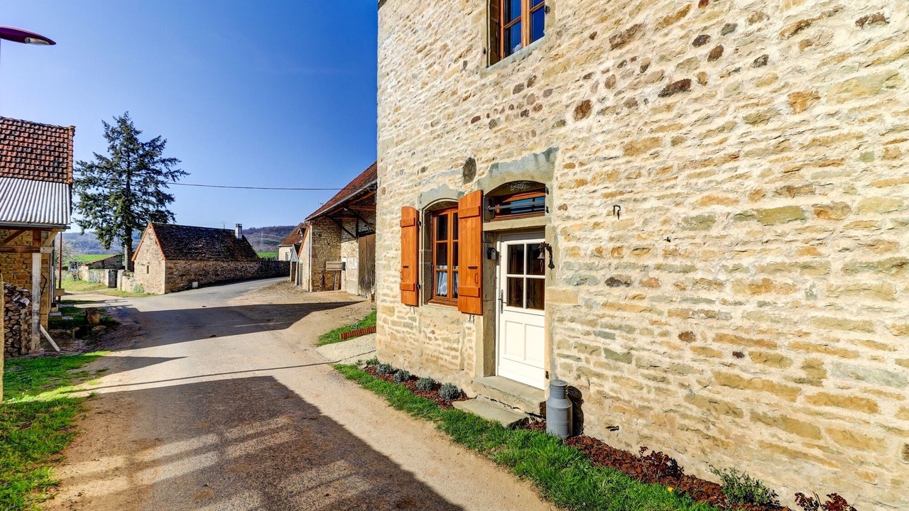 Photo of Outdoor in Collonge-en-Charollais