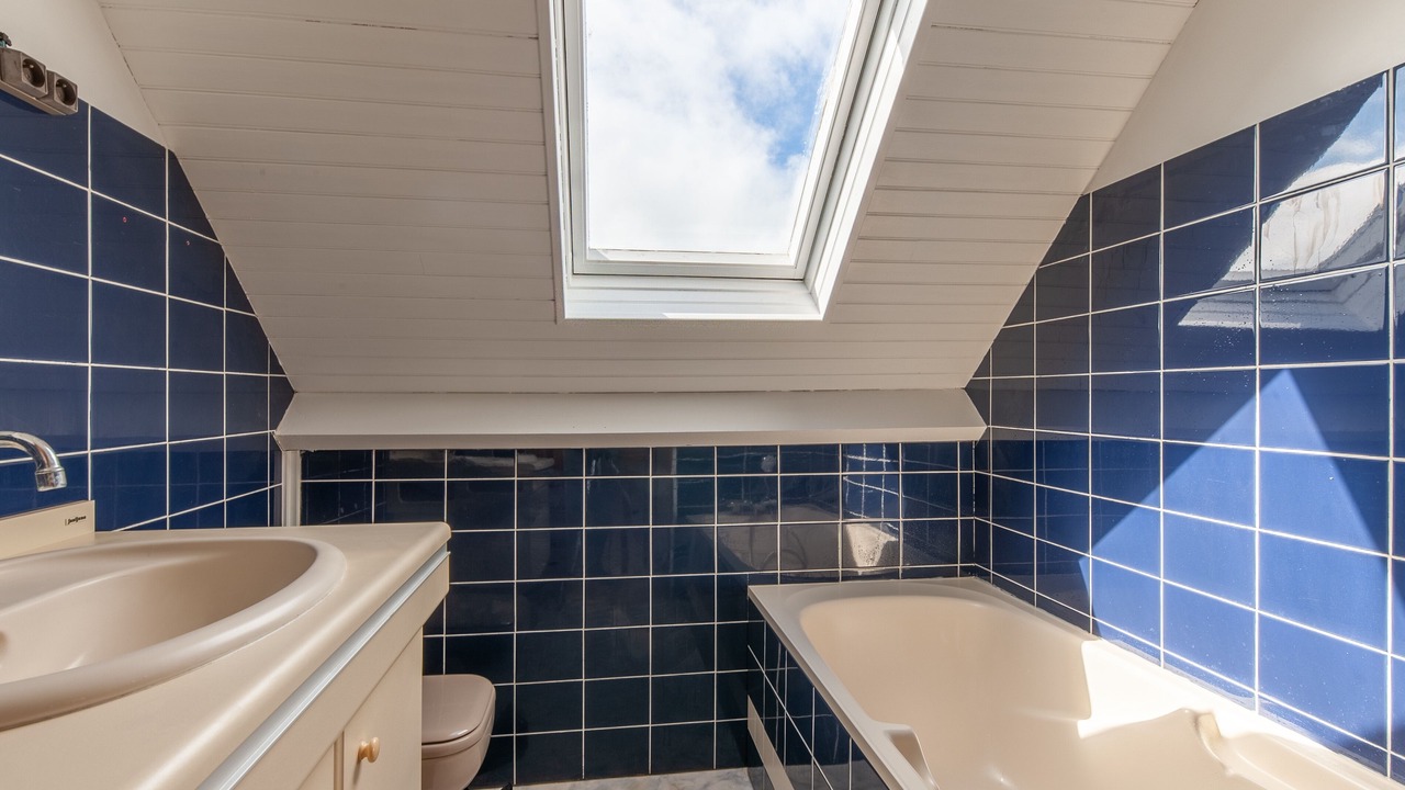 Photo of Bathroom in Courseulles-sur-Mer