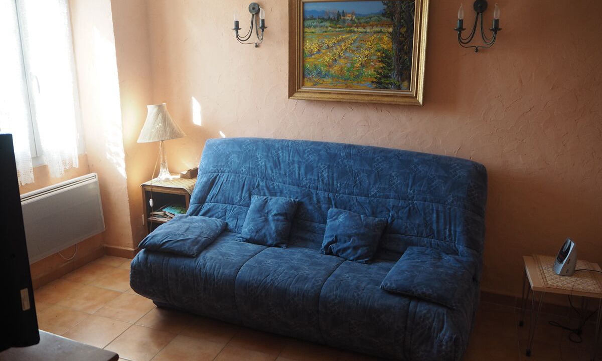 Photo of Livingroom in Dauphin