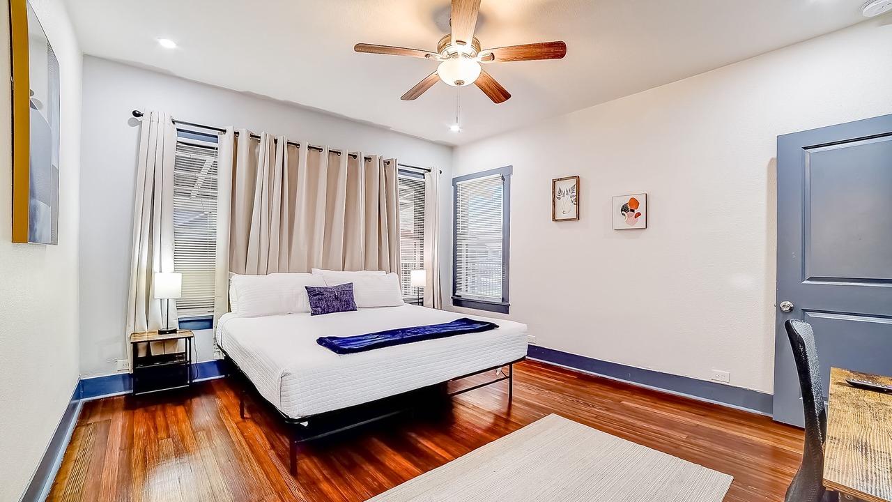 Photo of Bedroom in Highland Park