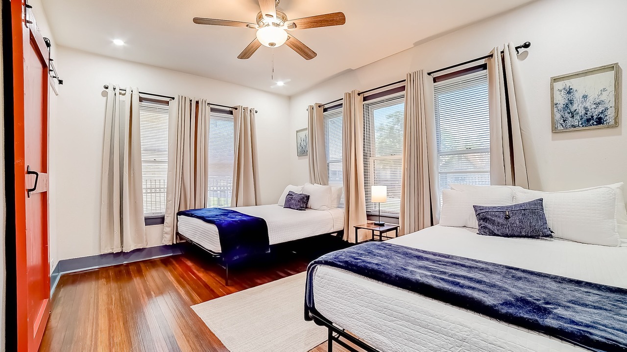 Photo of Bedroom in Highland Park