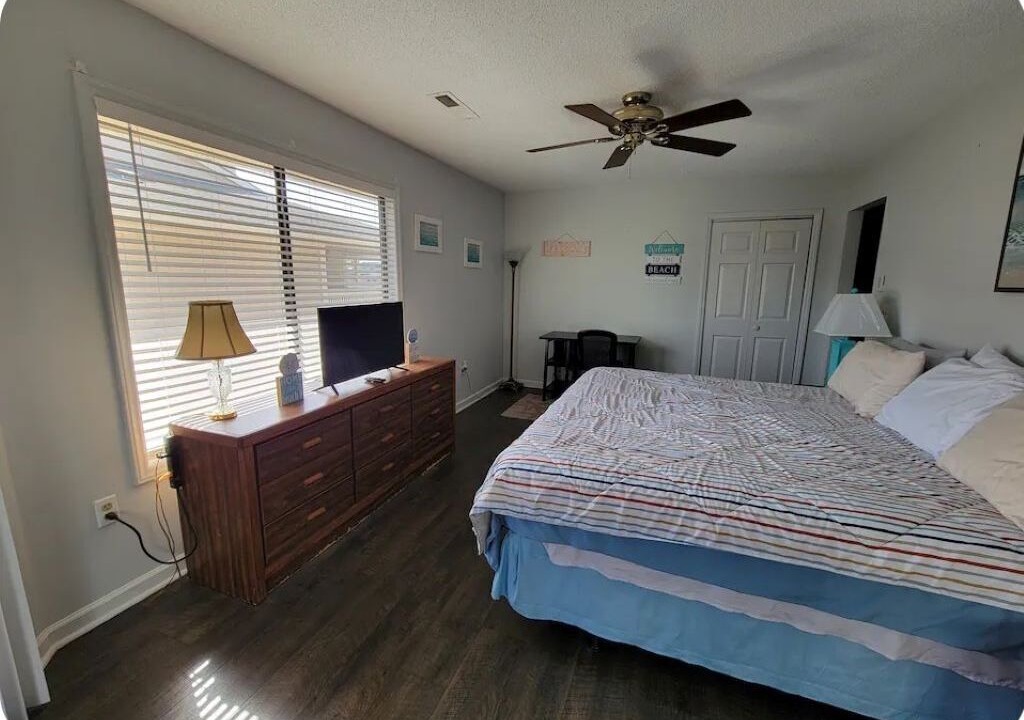 Photo of Bedroom in Little River