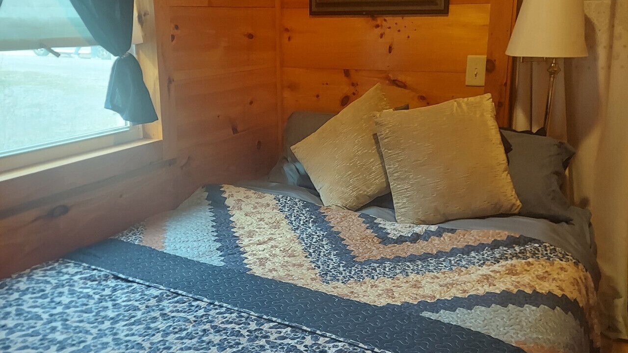 Photo of Bedroom in Spring City