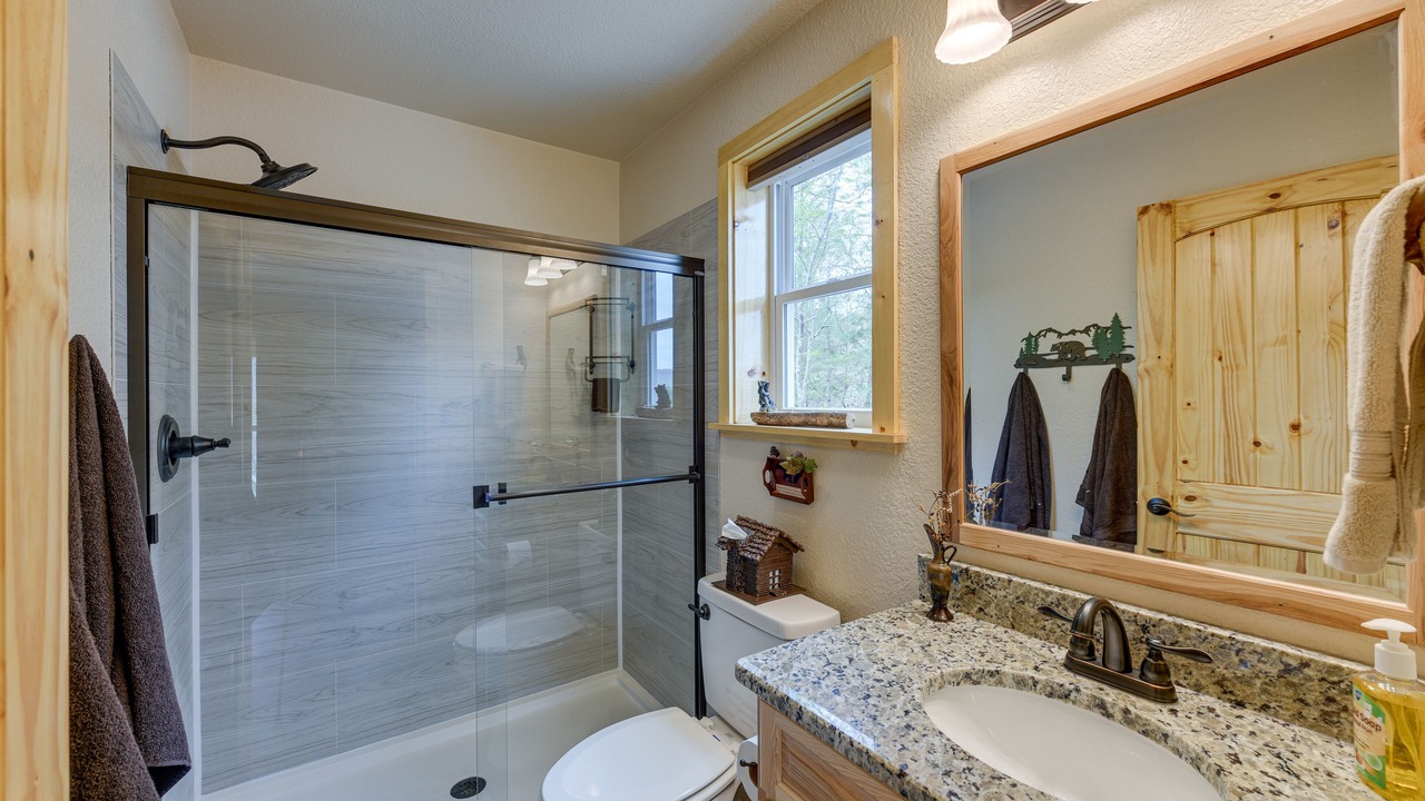 Photo of Bathroom in Murphy
