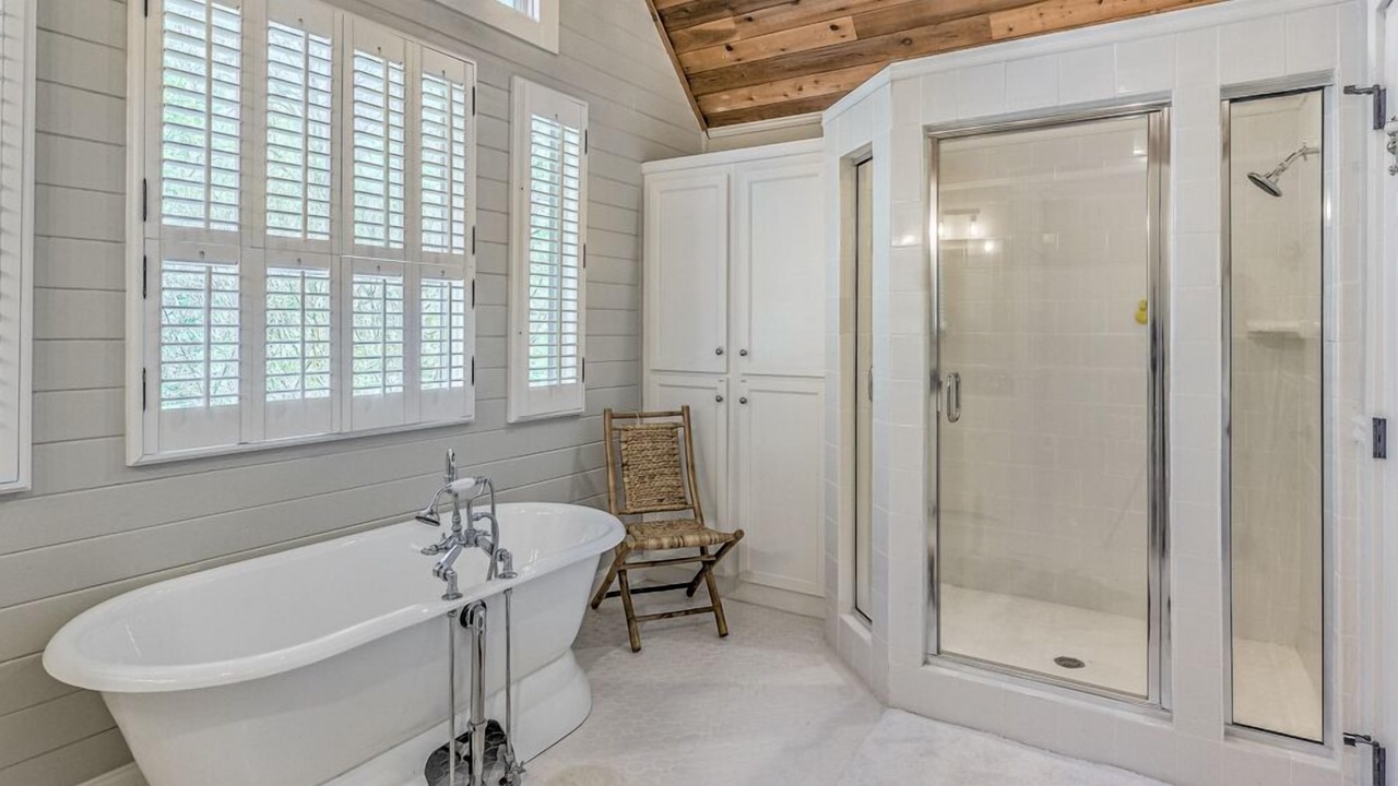 Photo of Bathroom in Morganton