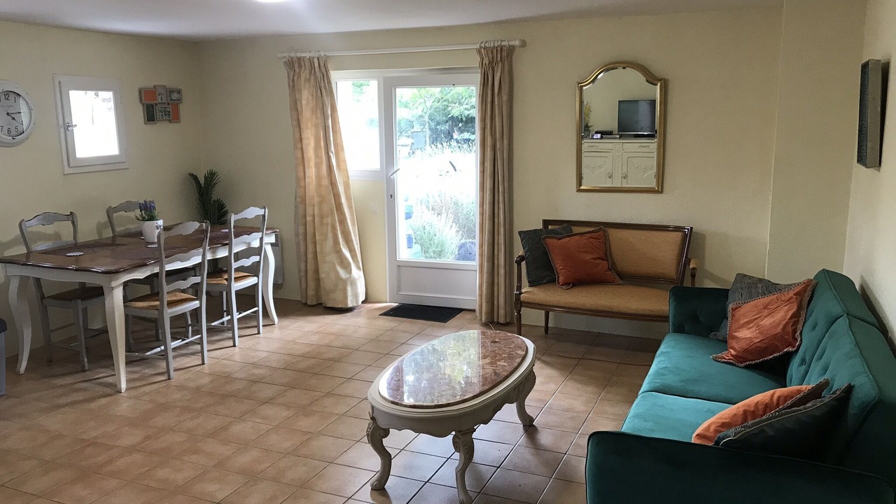 Photo of Livingroom in Le Ledat