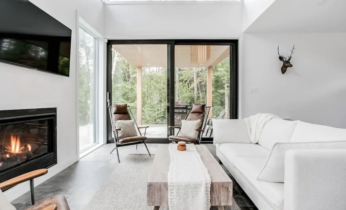Photo of Livingroom in Morin Heights