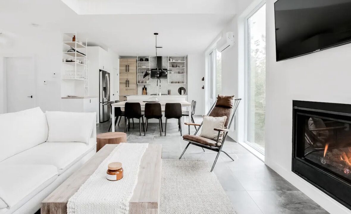 Photo of Livingroom in Morin Heights
