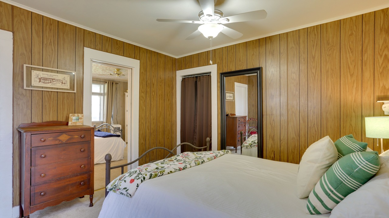 Photo of Bedroom in Hancock