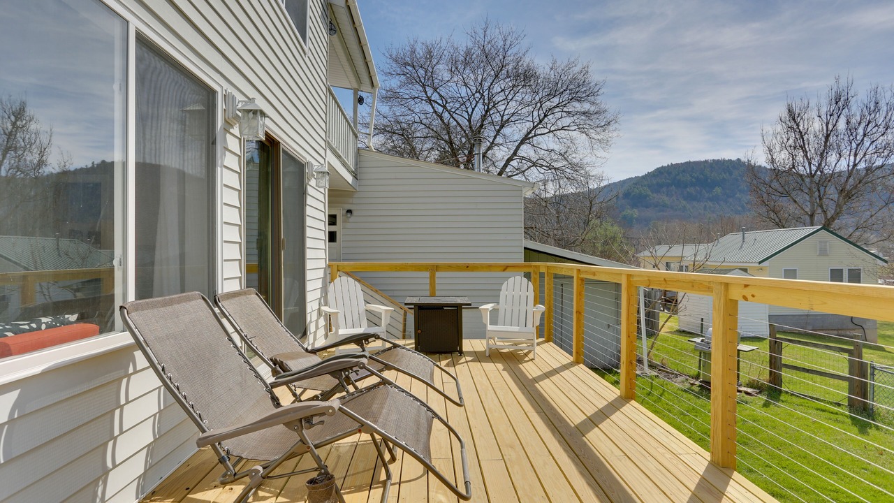 Photo of Others in Hancock