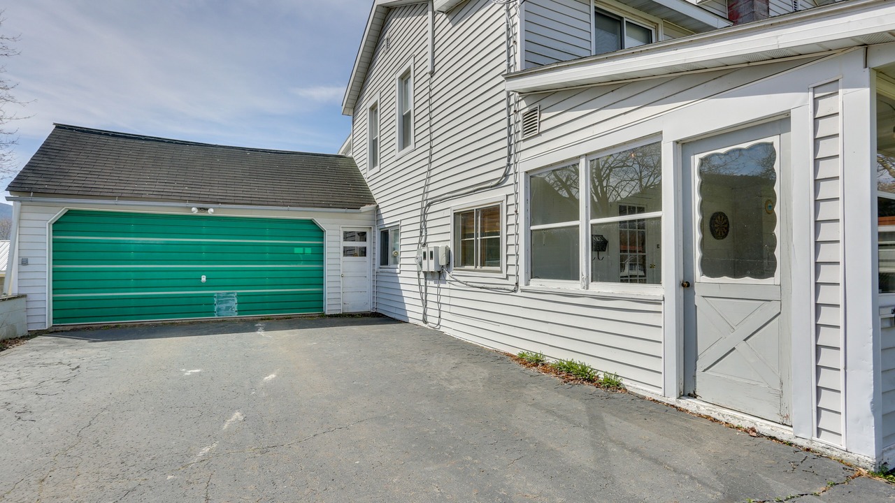 Photo of Outdoor in Hancock