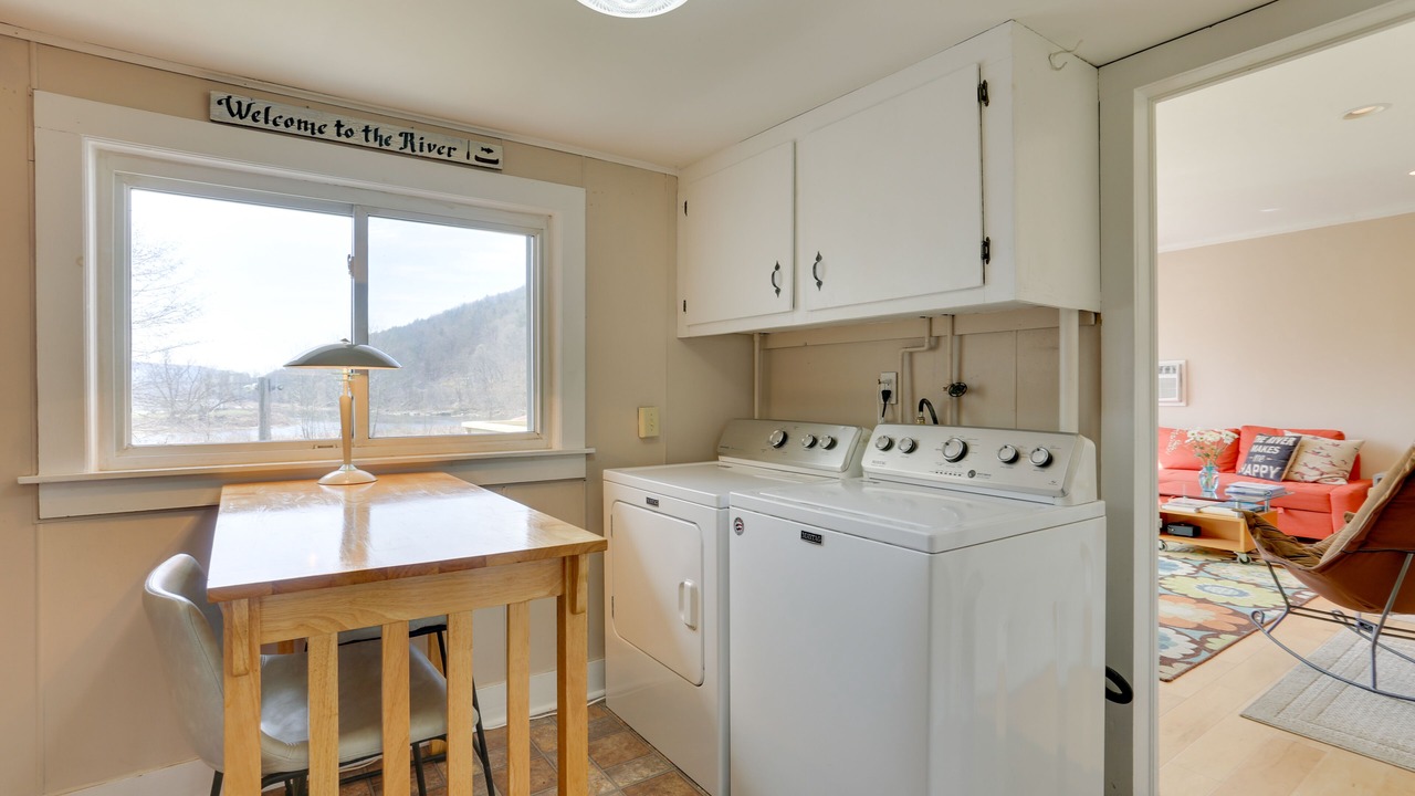 Photo of Others in Hancock