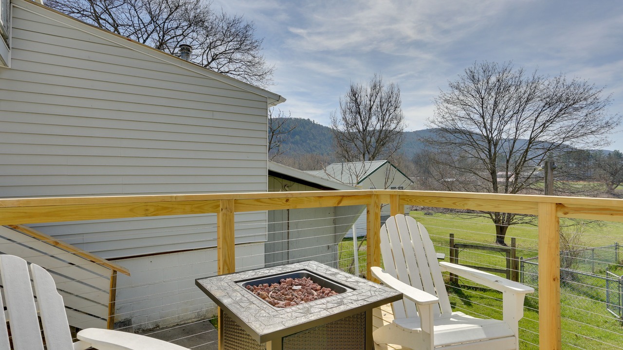 Photo of Outdoor in Hancock