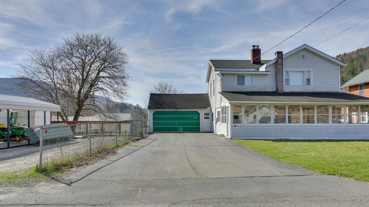 Photo of Outdoor in Hancock